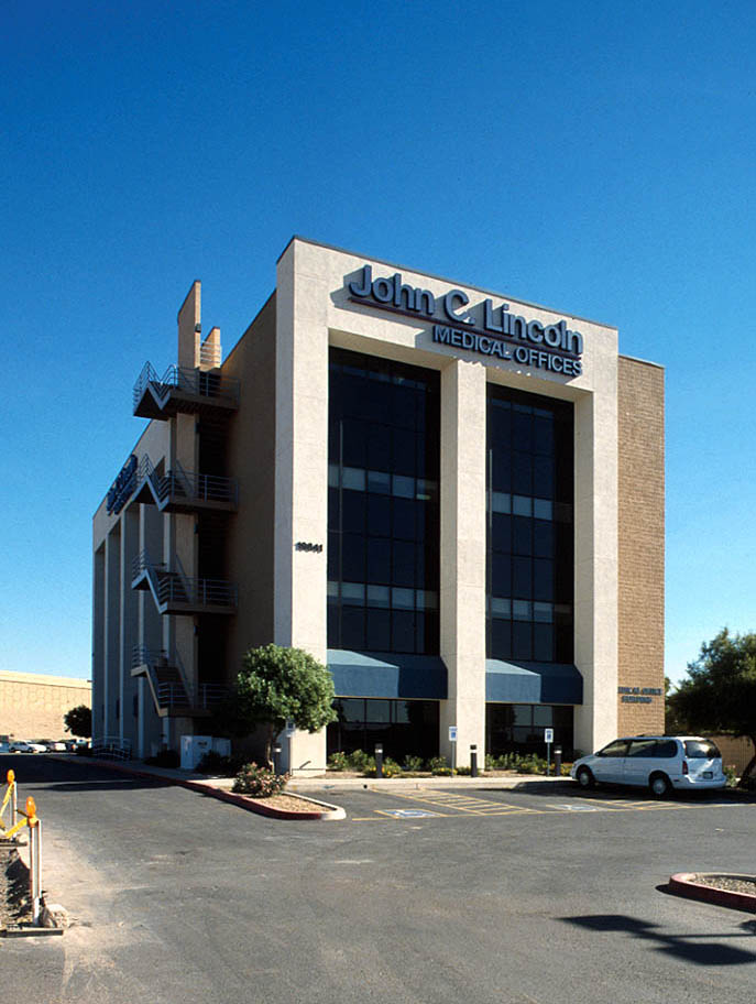 19841 N 27th Ave, Phoenix, AZ for sale Primary Photo- Image 1 of 1