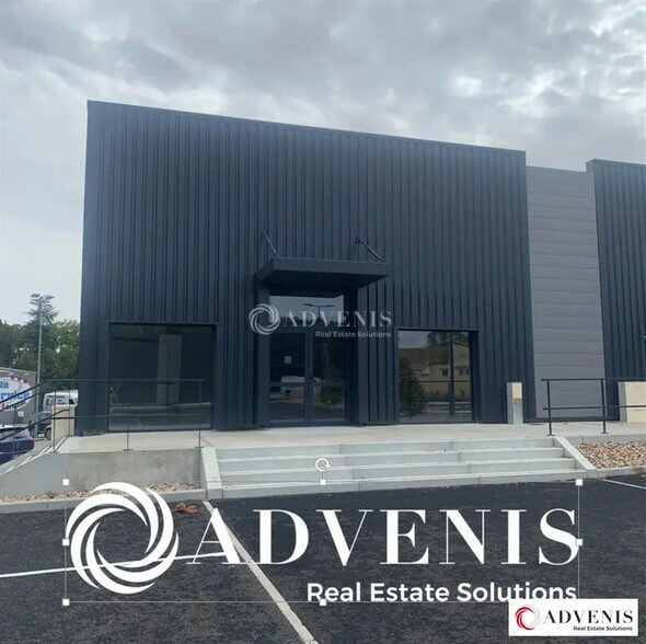 Retail in Lézignan-Corbières for lease - Building Photo - Image 1 of 7