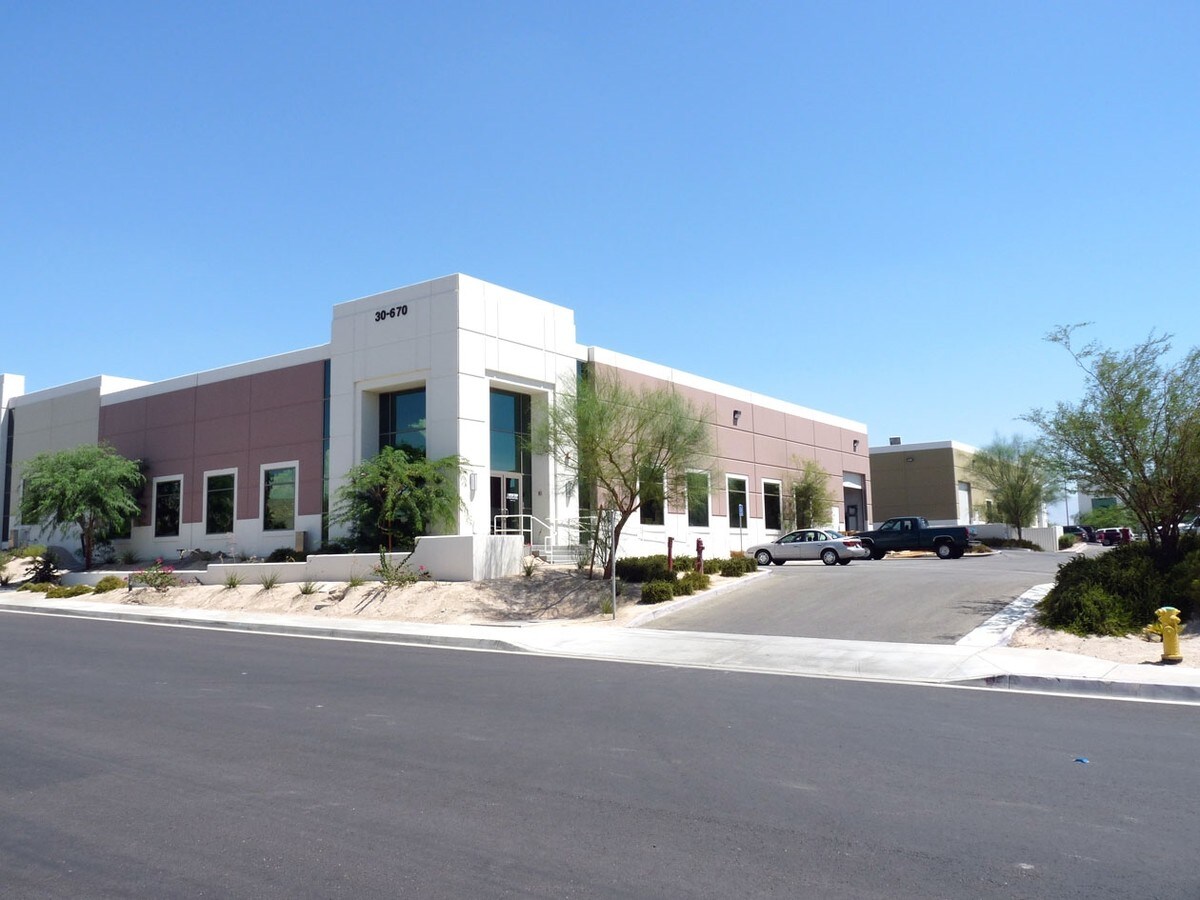 30670 Hill St, Thousand Palms, CA 92276