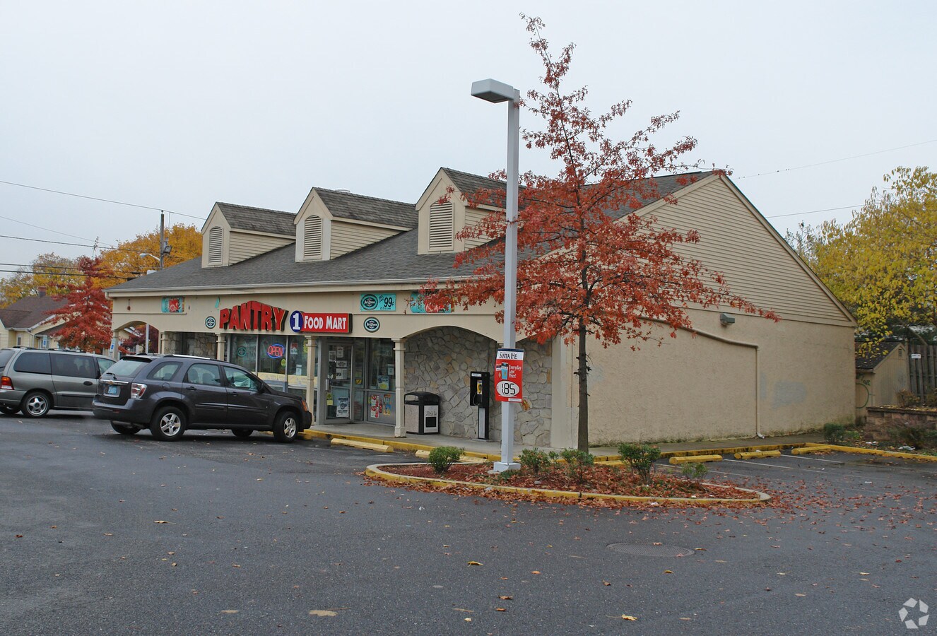 501 Black Horse Pike, Glendora, NJ 08029