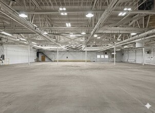 315 N Oakley Blvd, Chicago, IL for lease Interior Photo- Image 2 of 2