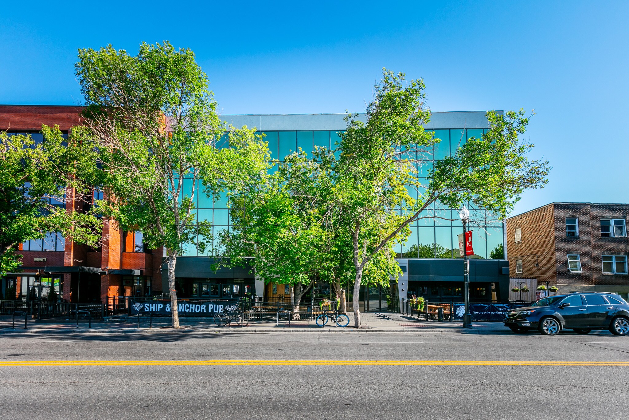 534 17th Ave SW, Calgary, AB T2S 0B1 534 17 Avenue SW