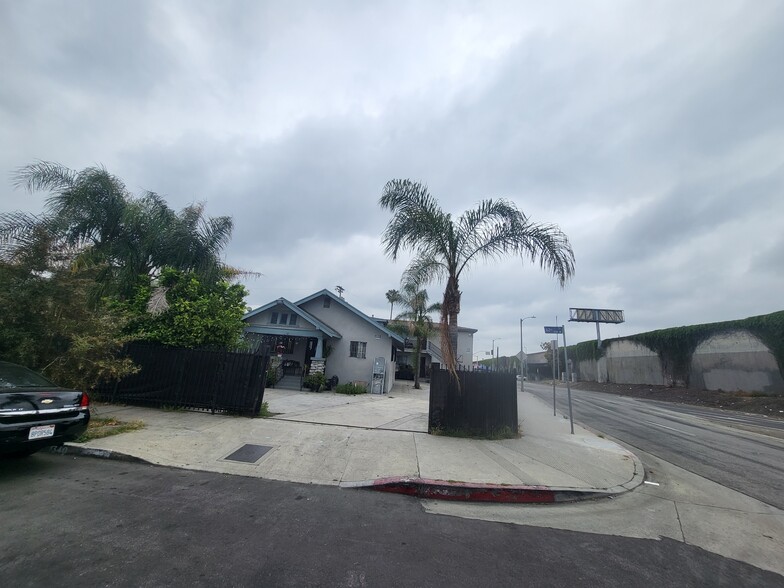 6210 S Grand Ave, Los Angeles, CA for sale - Primary Photo - Image 1 of 6