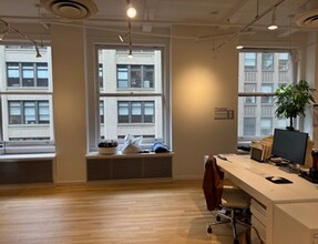 214 W 39th St, New York, NY for lease Interior Photo- Image 1 of 4