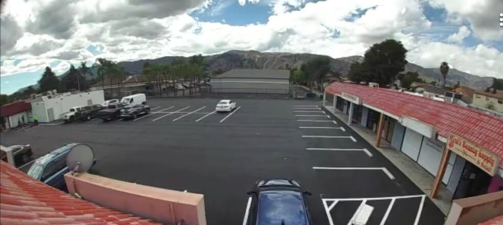 31705-31731 Riverside Dr, Lake Elsinore, CA for lease - Building Photo - Image 3 of 8