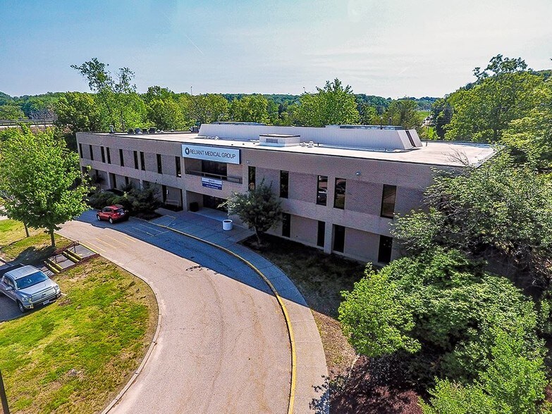 425 Lake Ave N, Worcester, MA 01605