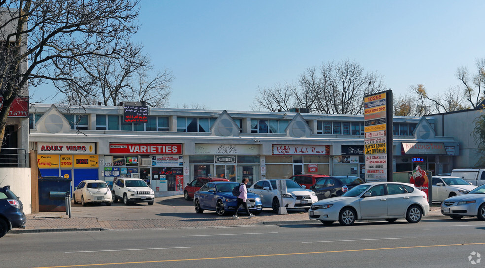 10255 Yonge St, Richmond Hill, ON for lease - Building Photo - Image 2 of 4