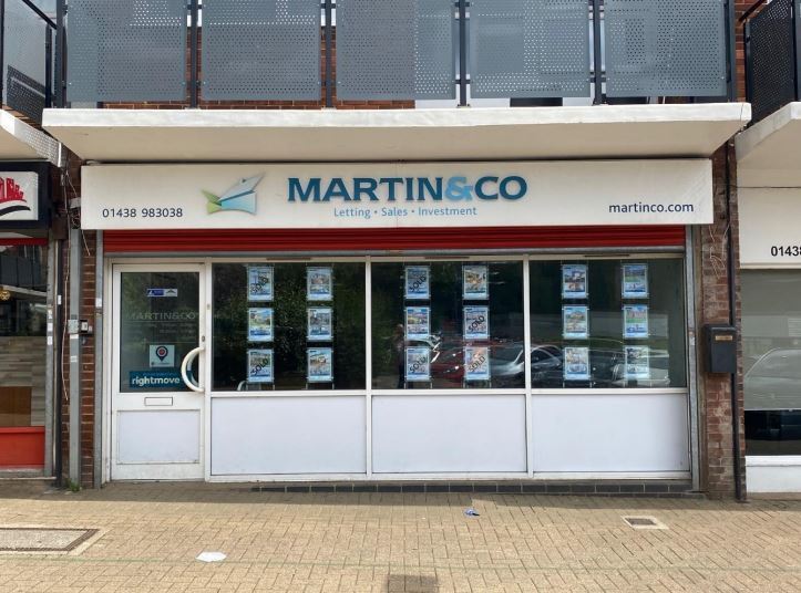 255 Broadwater Cres, Stevenage, SG2 8ET