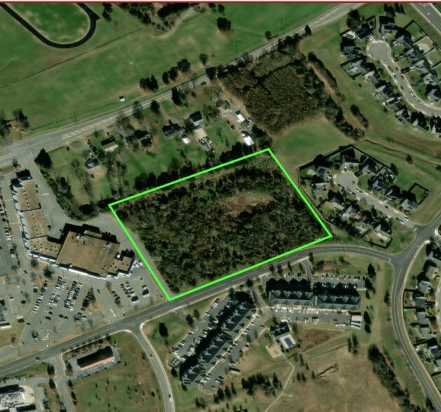 6336 Village Center Dr, Bealeton, VA for sale - Primary Photo - Image 2 of 4