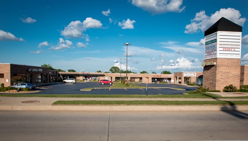 8005-8316 S Sheridan Rd, Tulsa, OK for lease - Building Photo - Image 3 of 4