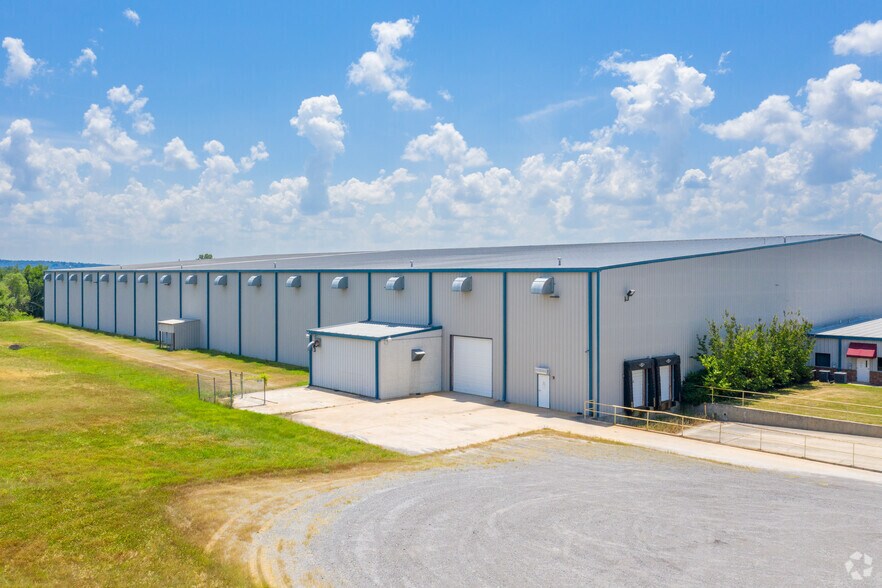 103 E Benge Rd, Fort Gibson, OK for sale - Building Photo - Image 1 of 1