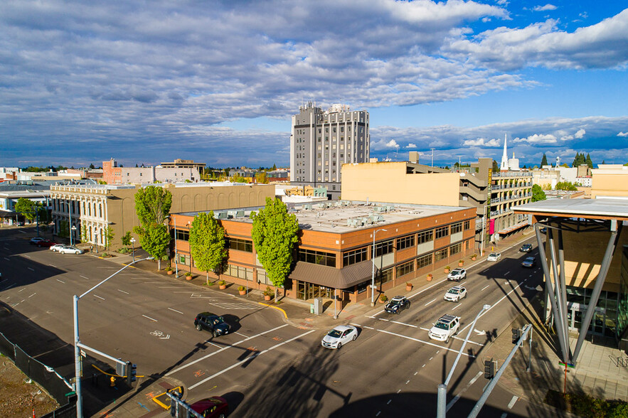 198 Commercial St SE, Salem, OR for lease - Building Photo - Image 1 of 13