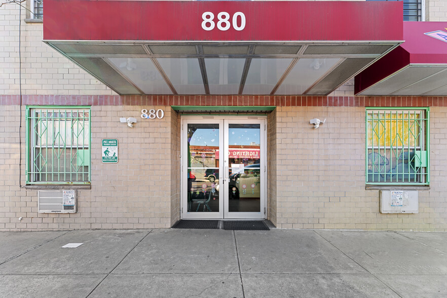 880 60th St, Brooklyn, NY for sale - Building Photo - Image 1 of 16