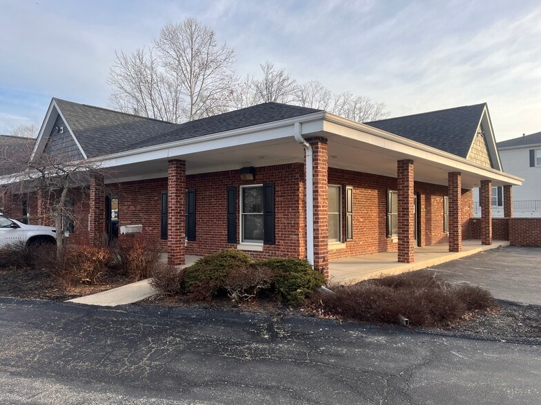 2495 S Walnut Street Pike, Bloomington, IN for lease - Building Photo - Image 3 of 23