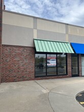 5400-5536 NE Antioch Rd, Kansas City, MO for lease Building Photo- Image 1 of 2