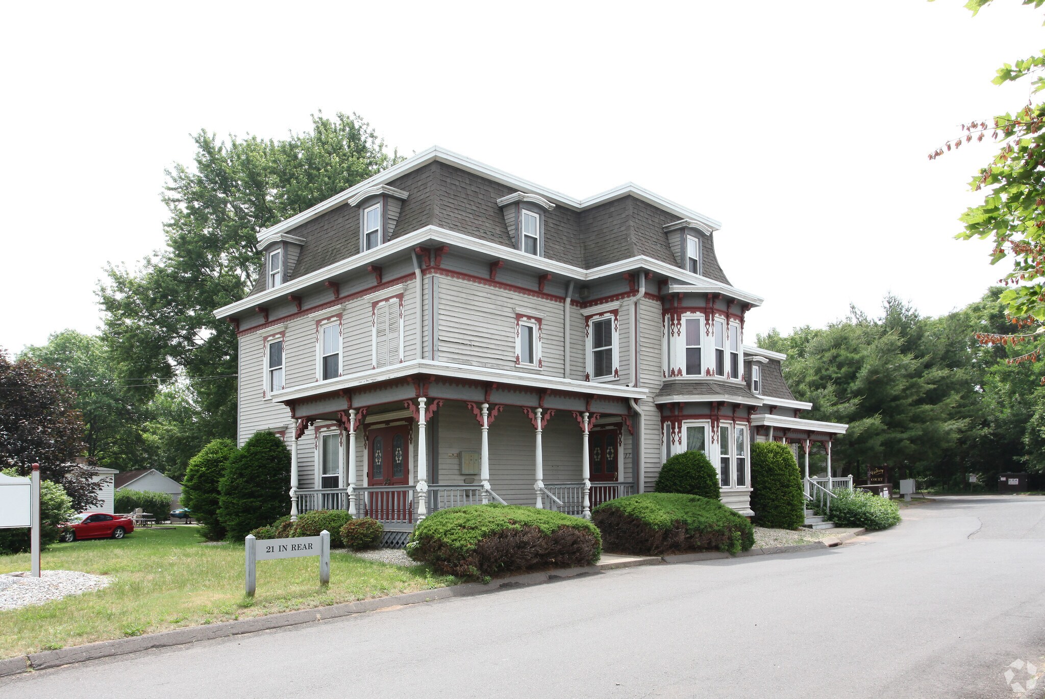 17 Silver Ln, East Hartford, CT for sale Primary Photo- Image 1 of 1