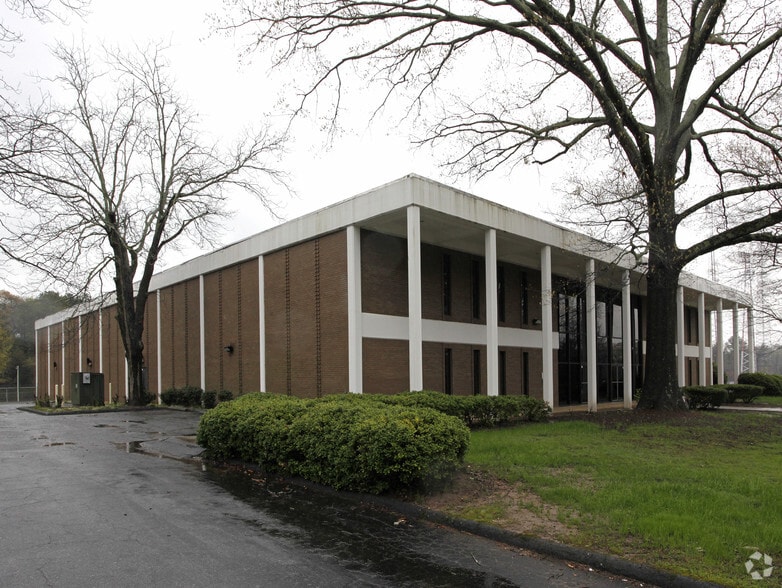 2288 Fairburn Rd, Atlanta, GA for sale - Primary Photo - Image 1 of 25