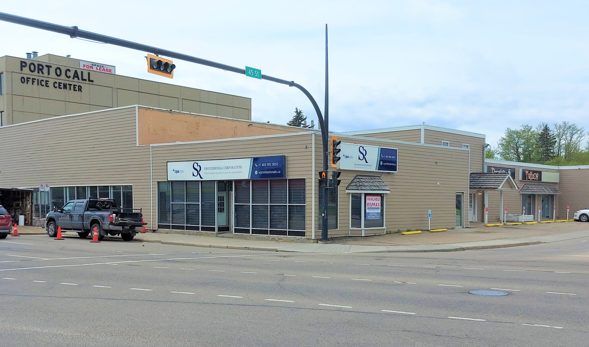 4418 50 Ave, Red Deer, AB for lease Interior Photo- Image 1 of 15