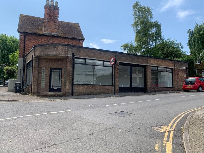 77A High St, Saffron Walden for lease - Building Photo - Image 1 of 5
