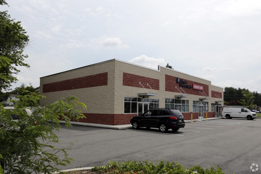 2601-2607 Easton Rd, Willow Grove, PA for lease - Primary Photo - Image 1 of 4