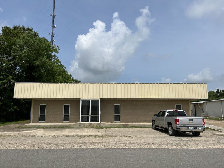 819 Industrial, Eunice, LA for sale - Primary Photo - Image 1 of 1