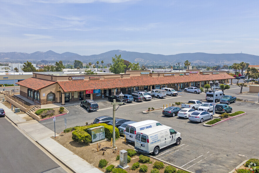 277 S Rancho Santa Fe Rd, San Marcos, CA for lease - Primary Photo - Image 1 of 1