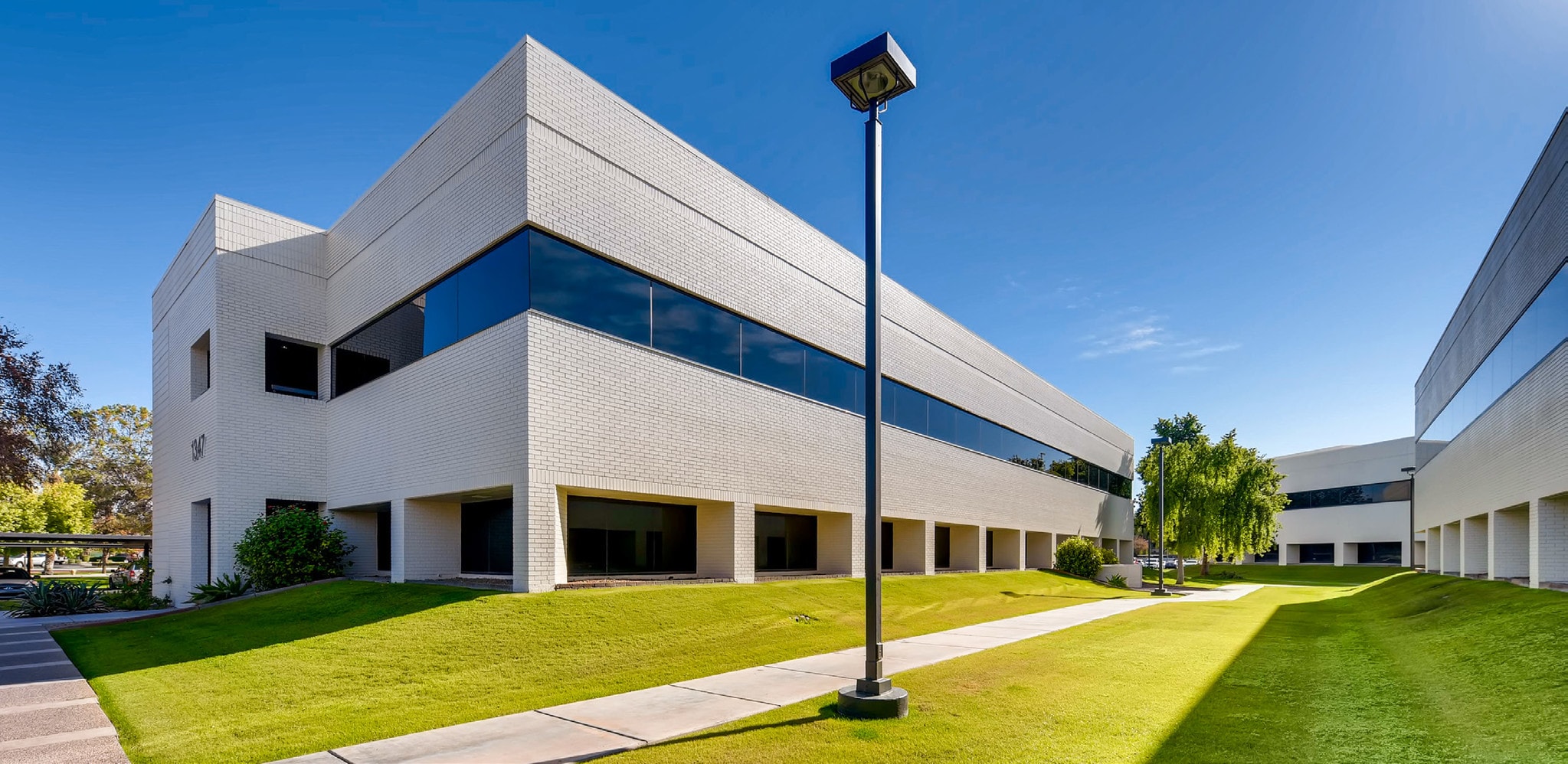 1347 N Alma School Rd, Chandler, AZ for sale Building Photo- Image 1 of 8