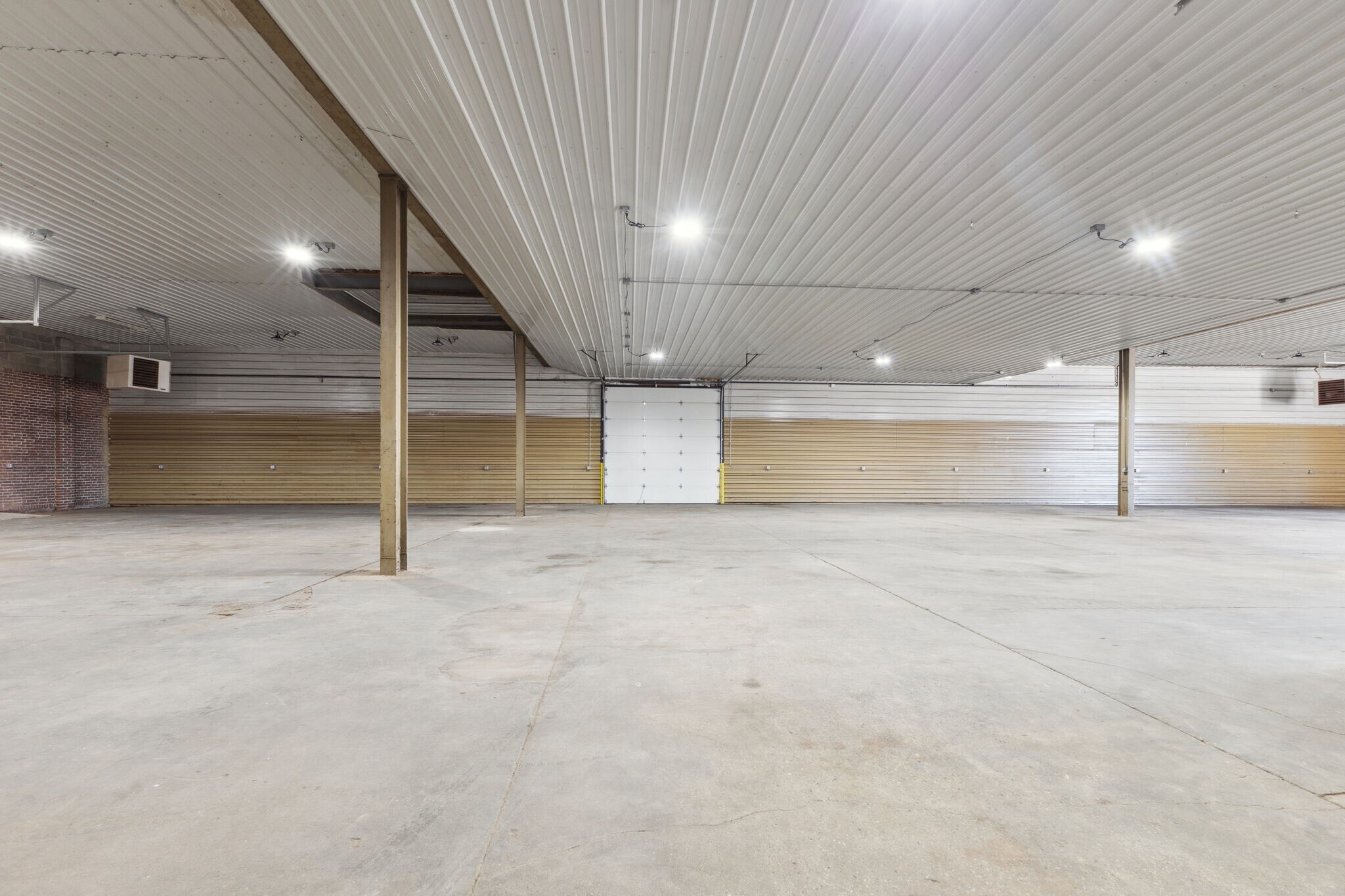 1068 Eastview Dr, Franklin, IN for sale Building Photo- Image 1 of 1