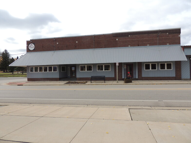 703 Main St, Wausaukee, WI for sale - Building Photo - Image 2 of 9