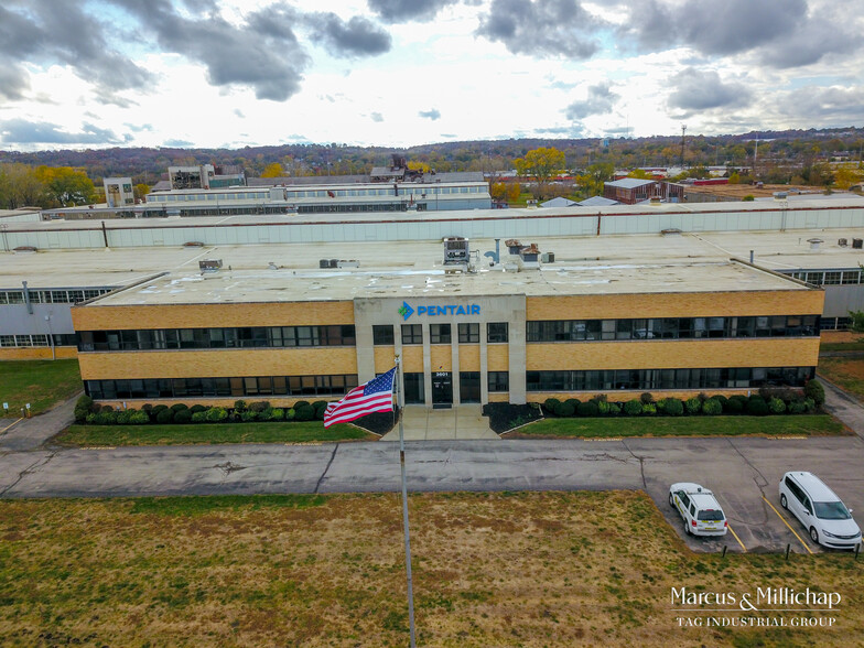 3601 Fairbanks Ave, Kansas City, KS for sale - Building Photo - Image 1 of 6