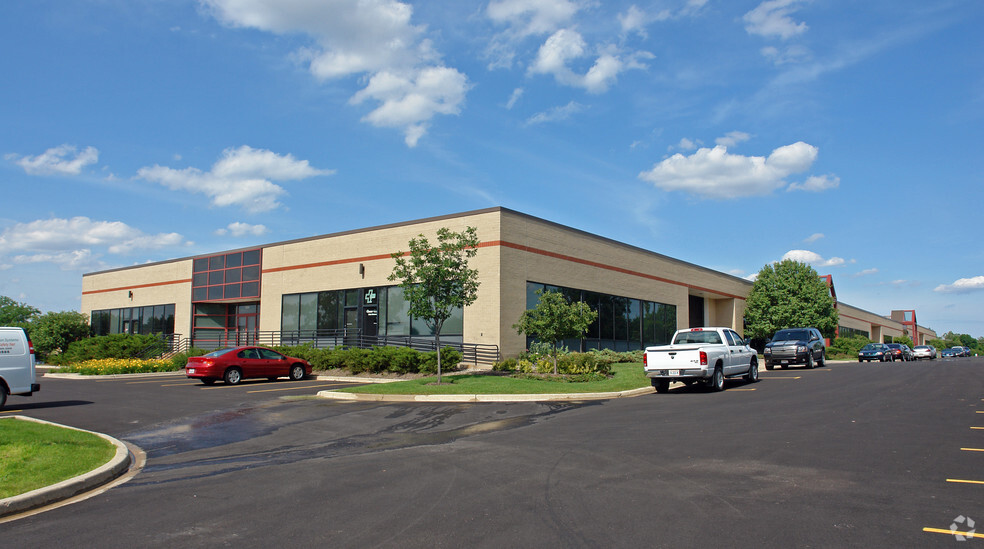 8310-8350 S Madison St, Burr Ridge, IL for lease - Building Photo - Image 2 of 30