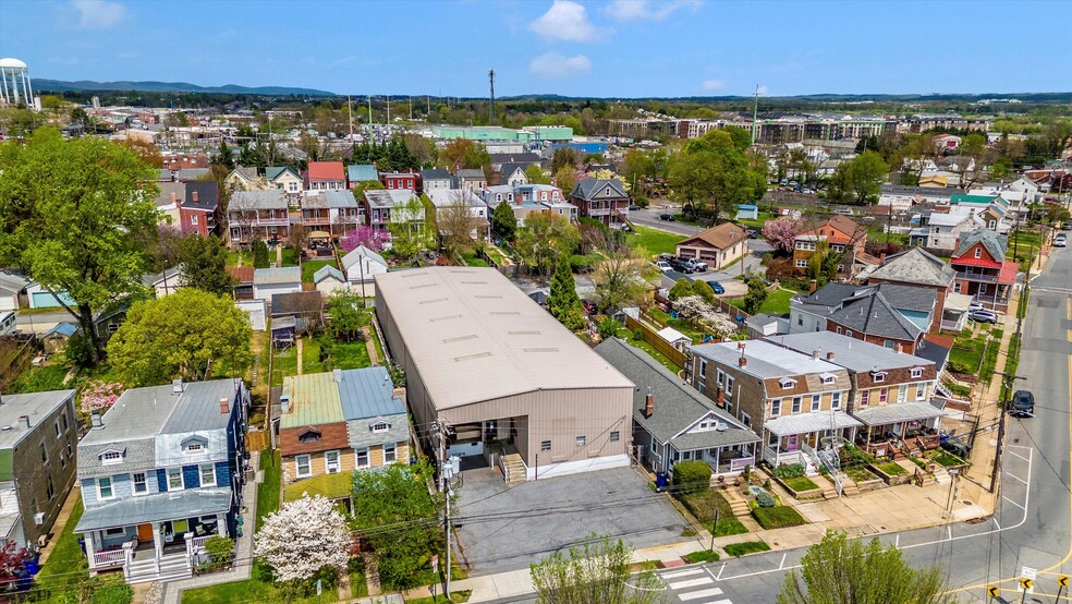 329 E 2nd St, Frederick, MD for lease - Building Photo - Image 1 of 53