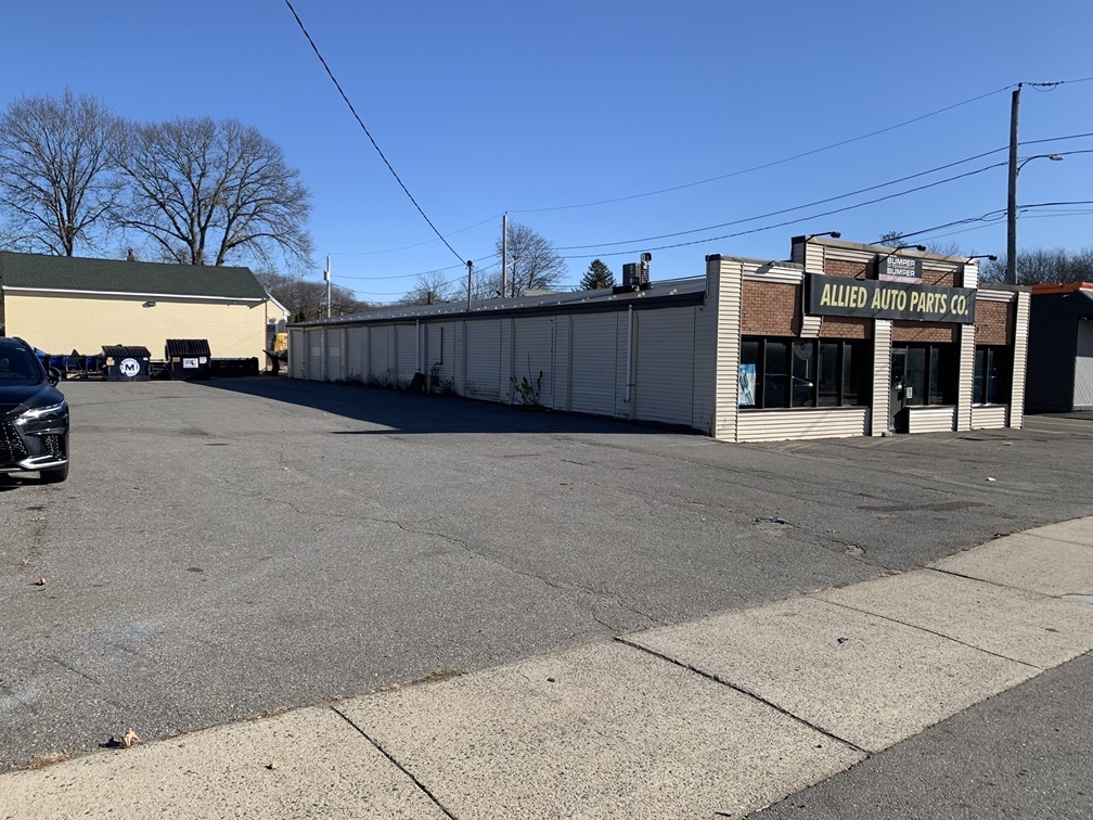 409 N Main St, Randolph, MA for lease Building Photo- Image 1 of 1