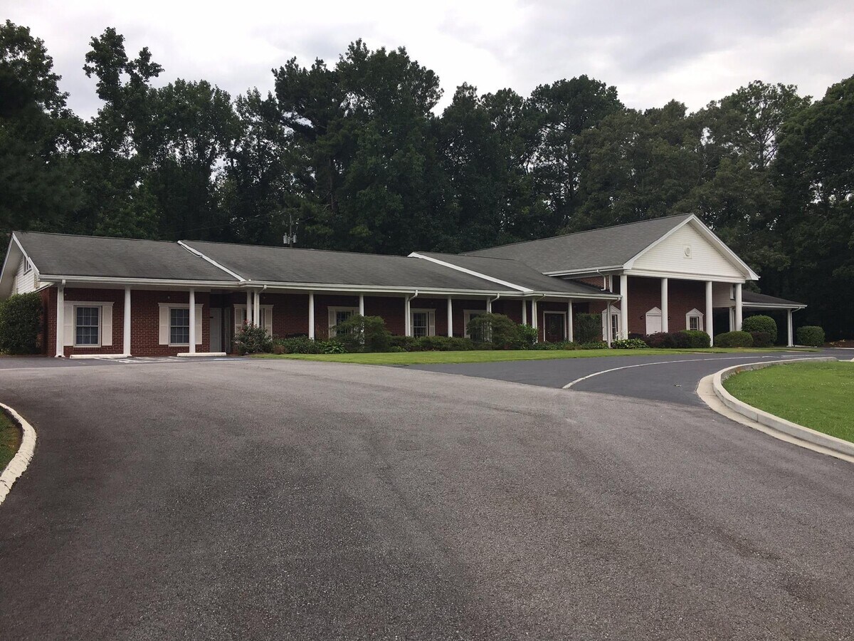 1115 Clay Rd SW, Mableton, GA 30126