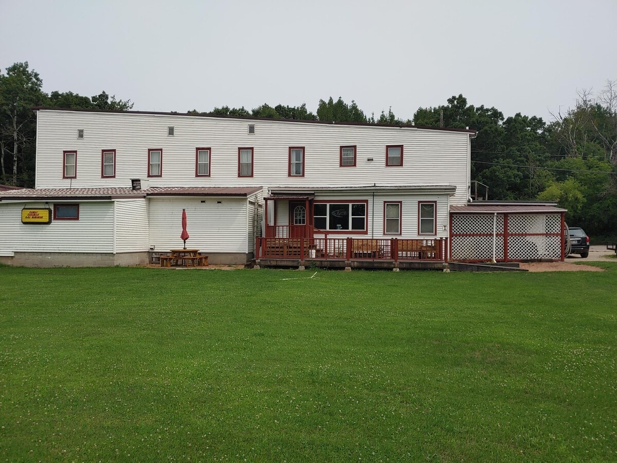 259 W Lohrville Ave, Redgranite, WI 54970