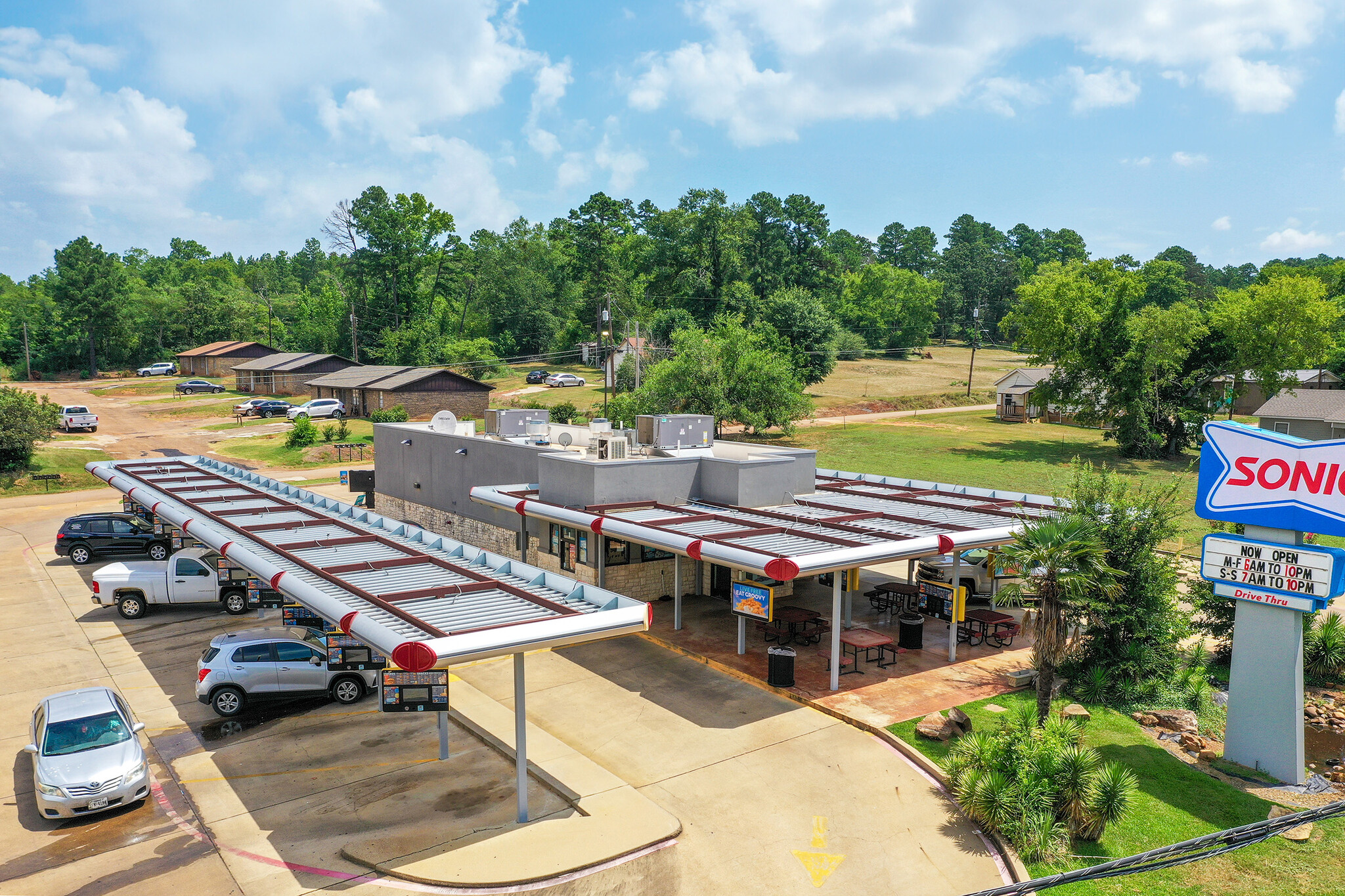 1006 E First St, Hughes Springs, TX for sale Building Photo- Image 1 of 1