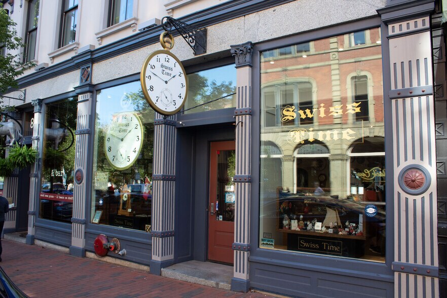 86 Exchange St, Portland, ME 04101