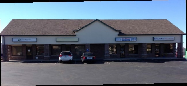 8413-8425 Clint Dr, Belton, MO for sale - Building Photo - Image 3 of 13