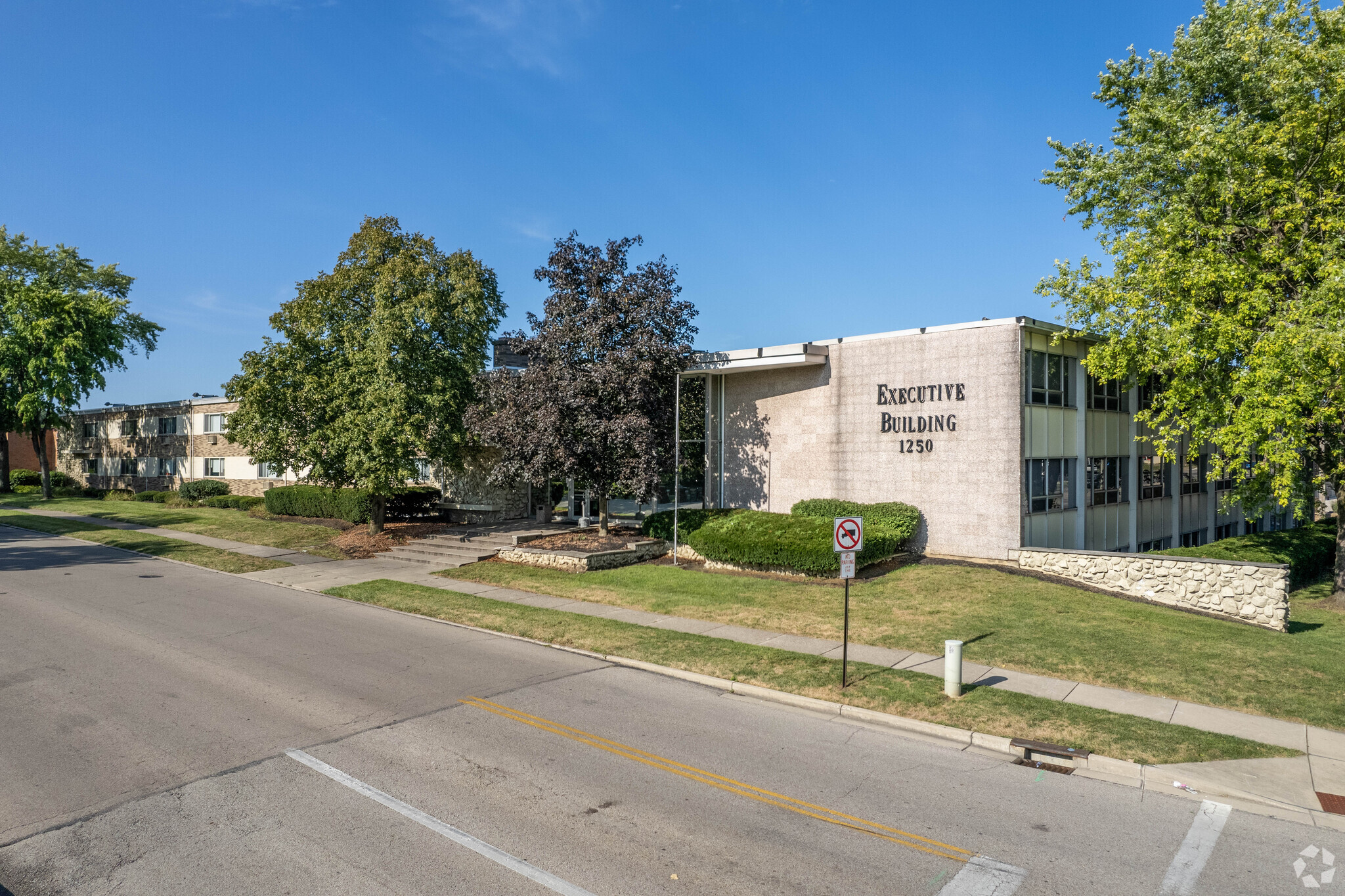 1250 W Dorothy Ln, Kettering, OH for sale Building Photo- Image 1 of 1