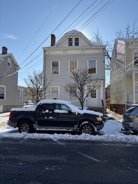 Bayard Street portfolio portfolio of 8 properties for sale on LoopNet.com - Building Photo - Image 3 of 10