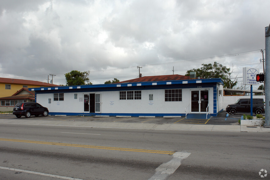 918 E 2nd Ave, Hialeah, FL for sale - Primary Photo - Image 1 of 2