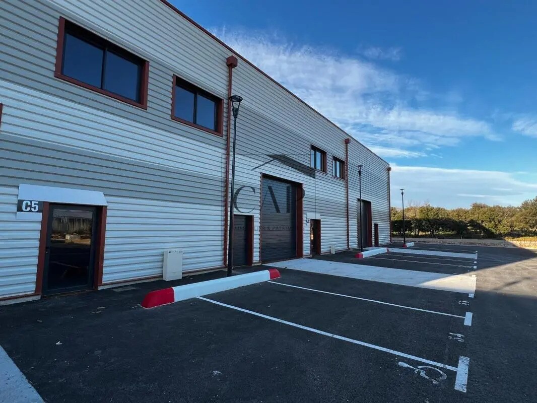 Flex in Signes for sale Building Photo- Image 1 of 13