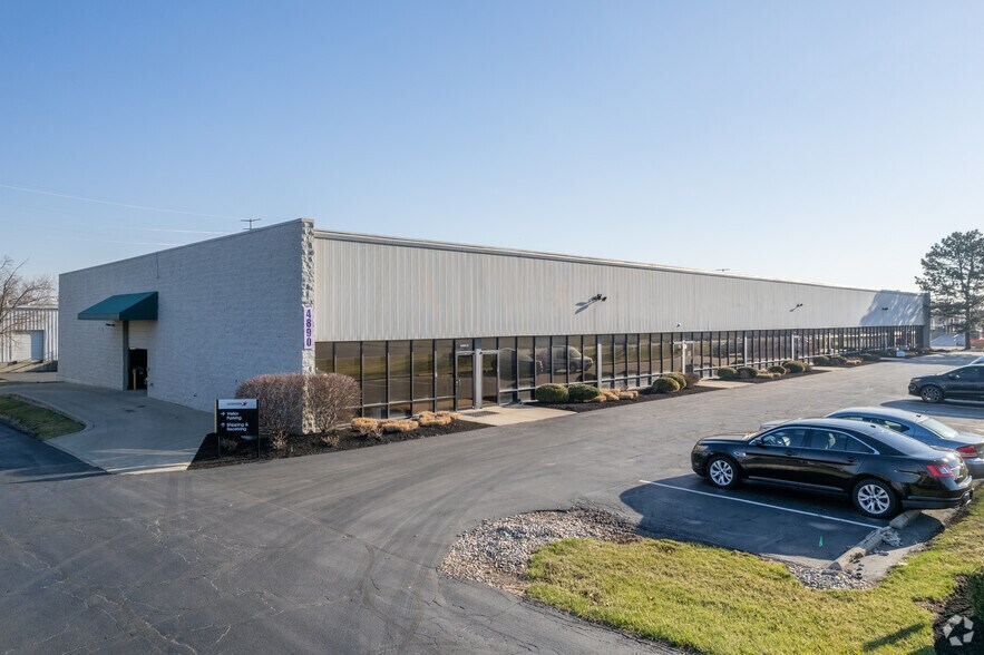 4890 Duff Dr, West Chester, OH for sale - Primary Photo - Image 1 of 1