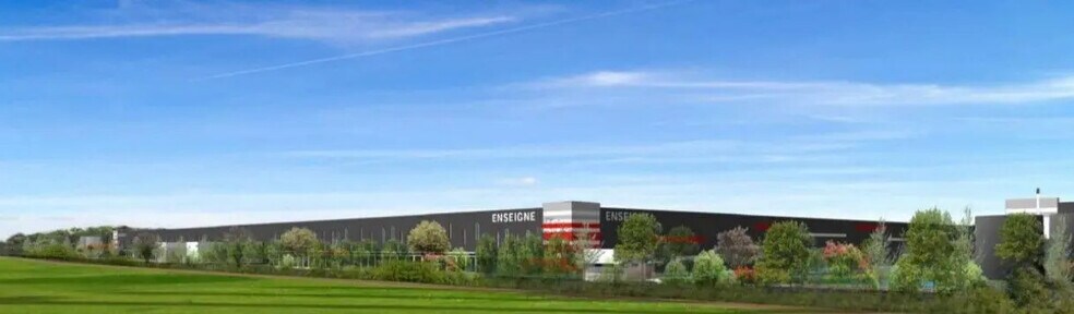 Industrial in Mer for lease - Building Photo - Image 3 of 8