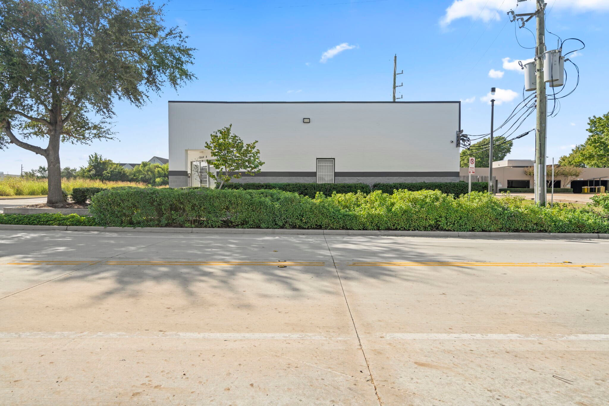 3664 Walnut Bend Ln, Houston, TX for lease Building Photo- Image 1 of 14