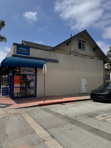 602 S Main St, Santa Ana, CA for lease - Building Photo - Image 3 of 4