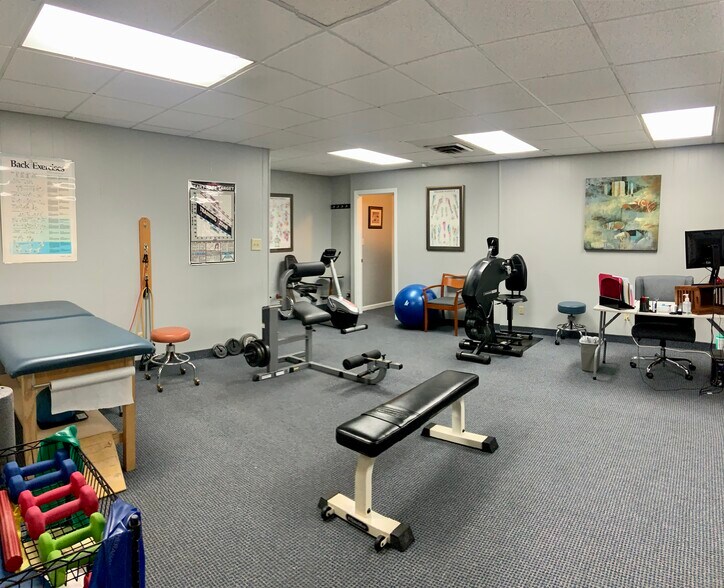 52 Main St, New Britain, CT for sale - Interior Photo - Image 1 of 1