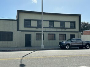 4116 W Jefferson Blvd, Los Angeles, CA for lease Building Photo- Image 2 of 28