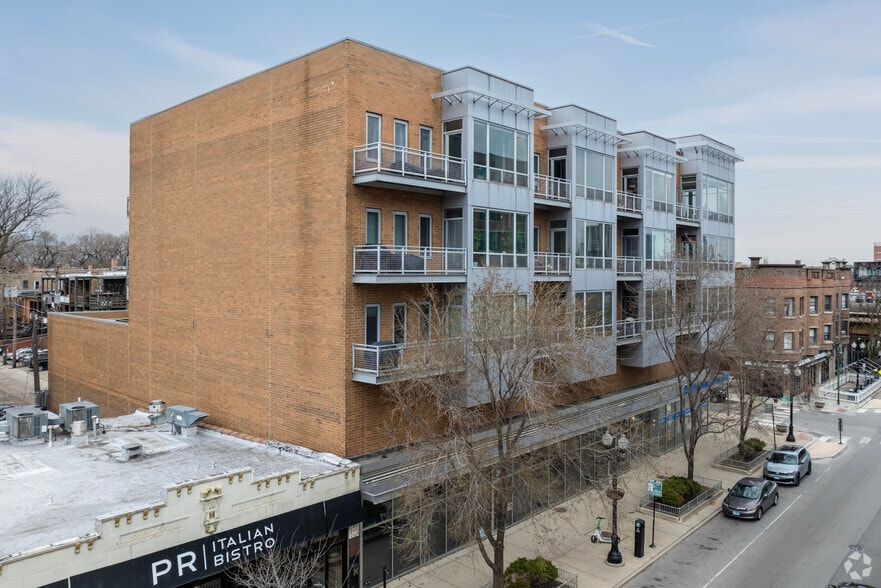 3916-3920 N Sheridan Rd, Chicago, IL for lease - Building Photo - Image 3 of 8