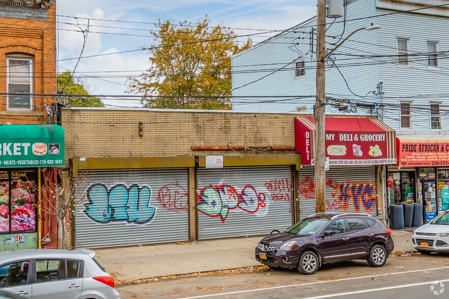 201205 Broad St, Staten Island, NY 10304